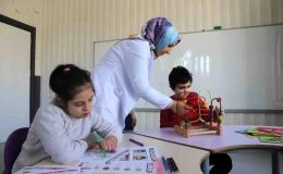 Kayseri Büyükşehir Belediyesi Engelsiz Çocuk Evleri’nde Özel Çocuklara Hizmet Sunuyor