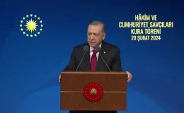 Cumhurbaşkanı Erdoğan: Yüksek yargı kurumları arasındaki ihtilafı gidermek mecburiyetindeyiz