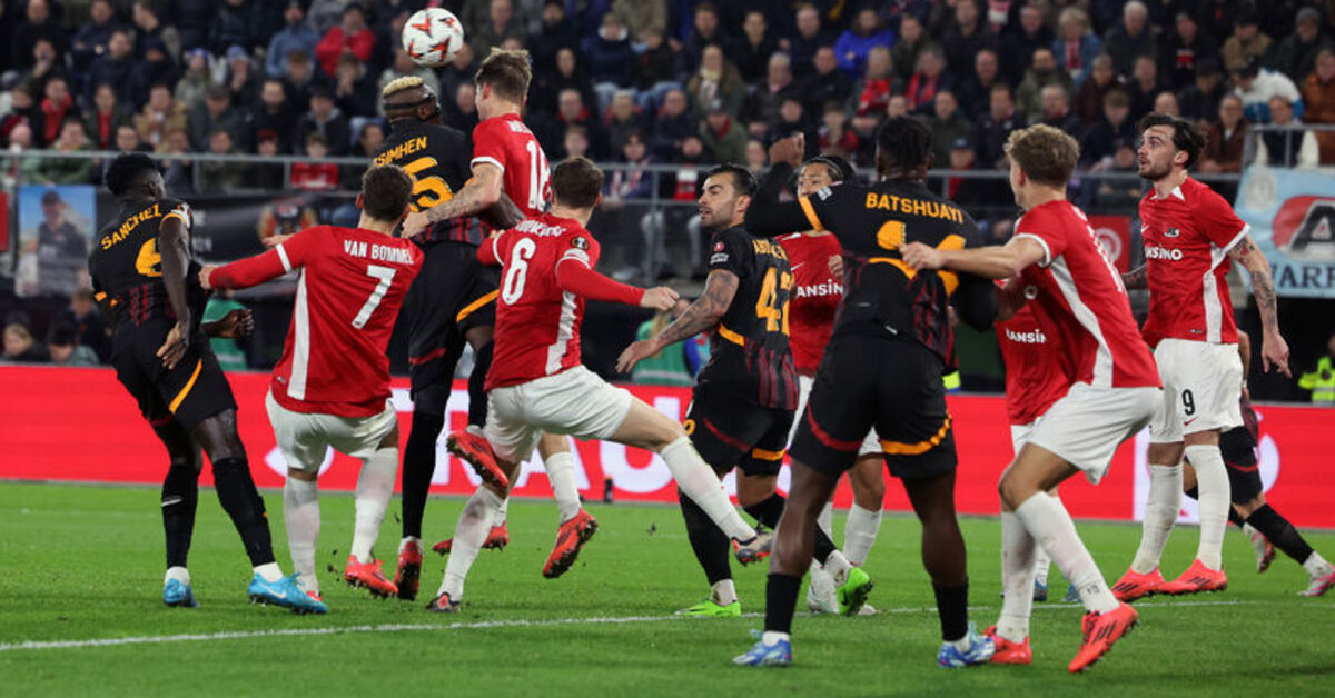 Spor yazarları Alkmaar-Galatasaray maçını değerlendirdi